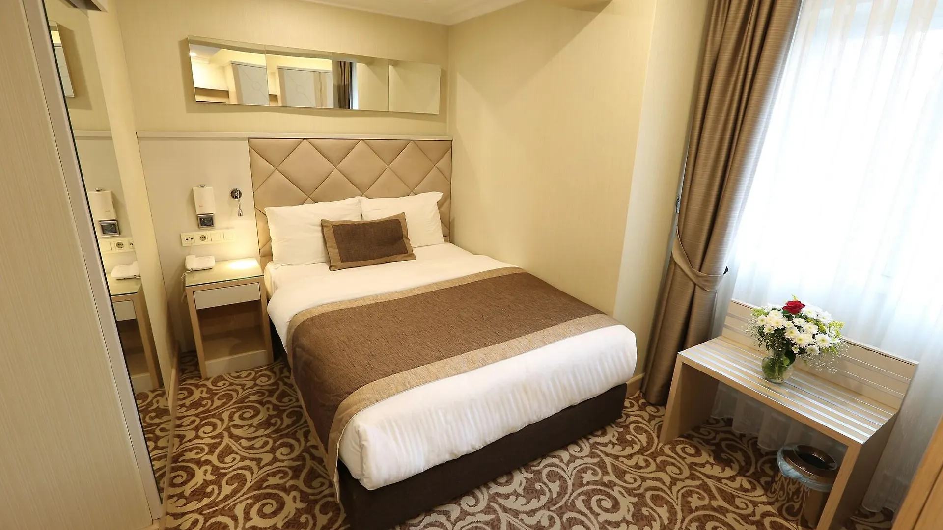 Alpinn Hotel Стамбул 4*,